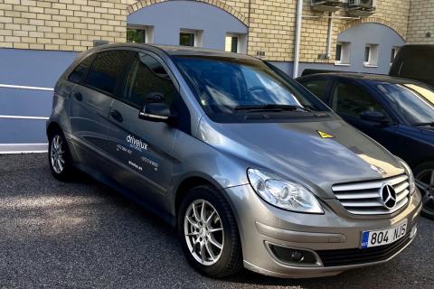 Mersedes Benz. Manuaal