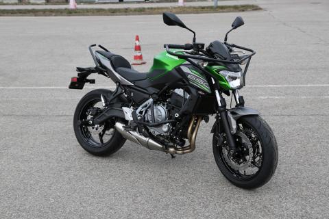 Kawasaki Z650   (Kategooria А). ABS  2020a